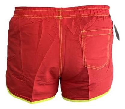 High-quality image of shortshort rood met neon bies