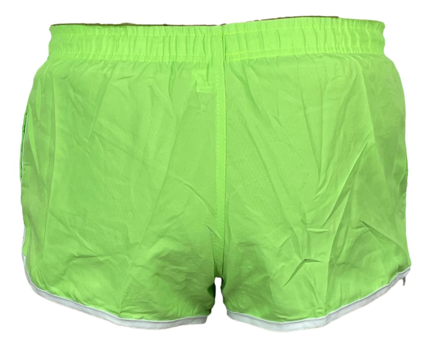 High-quality image of shortshort surfing lime witte bies