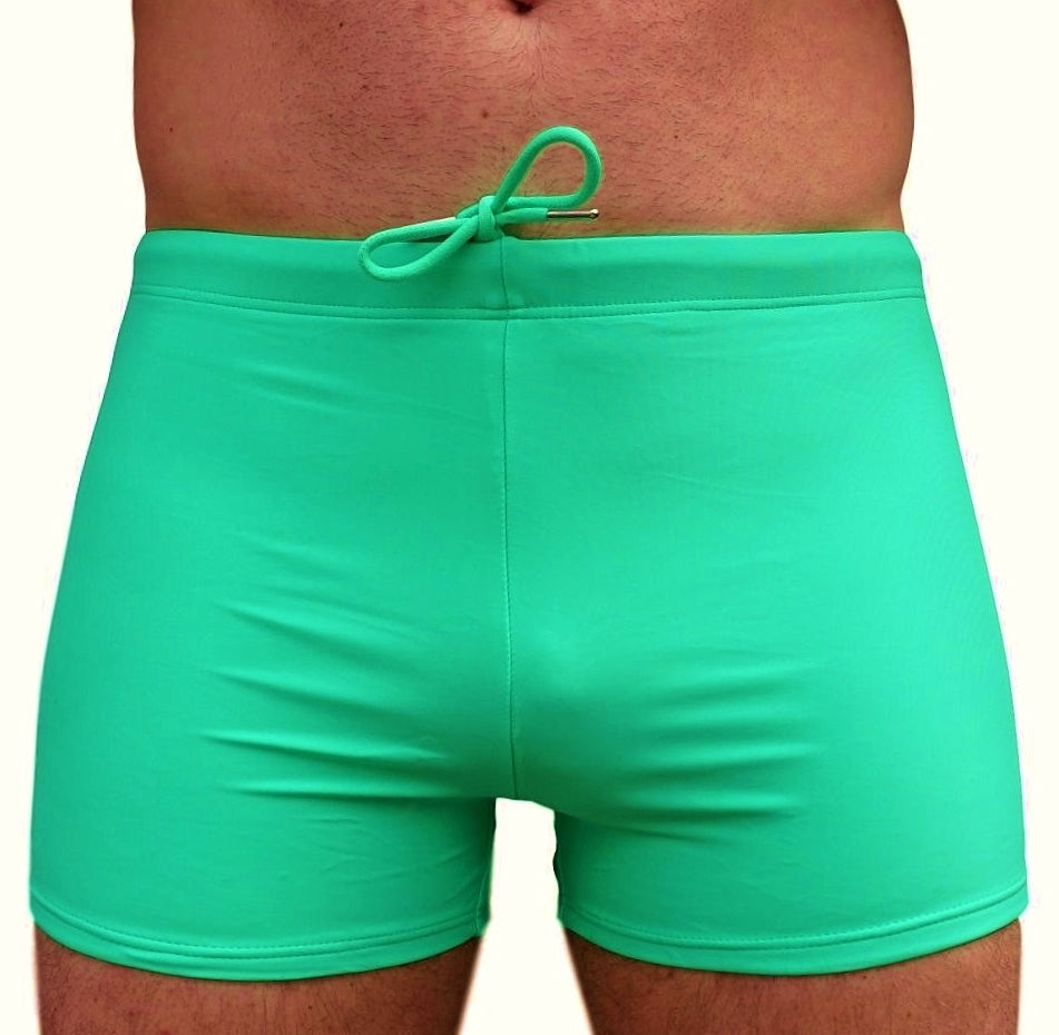 High-quality image of groene zwembroek neon